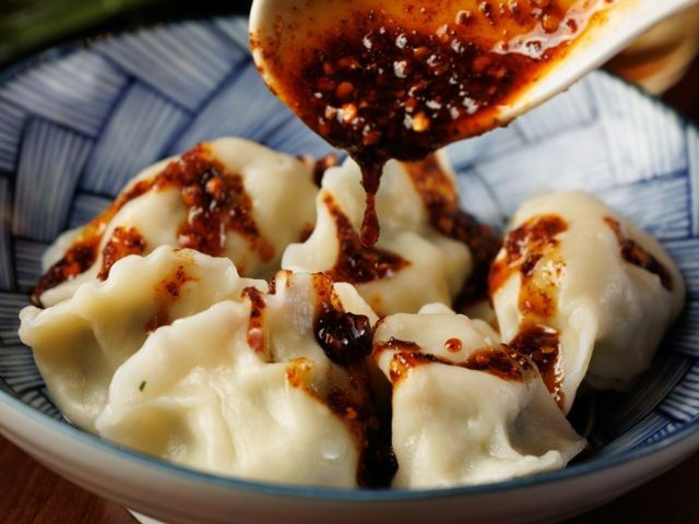 【도쿄 하마마츠 반일 여행】야나카 긴자 필수 방문 명소와 주변 미식: 귀여운 고양이 조각 찾기 × 인기 미식 전부 수록