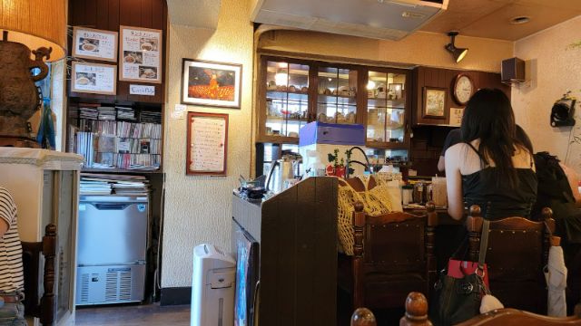 Experience Traditional Japanese Coffee Shops and Cafes at these Tokyo Kissaten