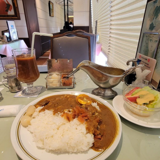 Experience Traditional Japanese Coffee Shops and Cafes at these Tokyo Kissaten