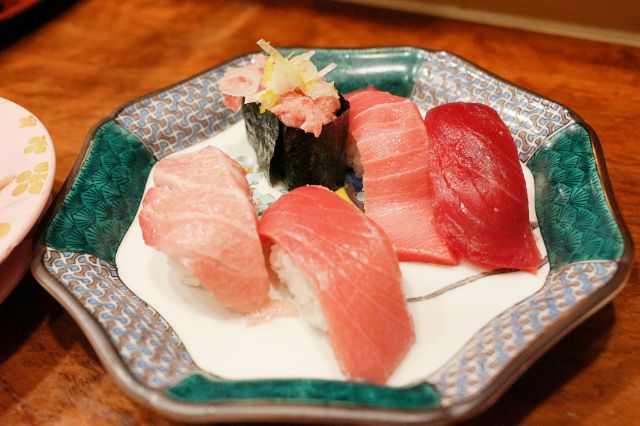 Must-eat in Kanazawa, Ishikawa! Five food selections from Omicho Market, a paradise for seafood lovers.