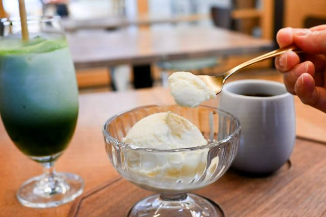 Community Cafe in a Renovated Sento - Rébon Kaisaiyu in Uguisudani