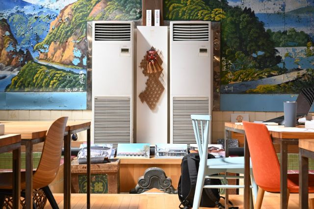 Community Cafe in a Renovated Sento - Rébon Kaisaiyu in Uguisudani