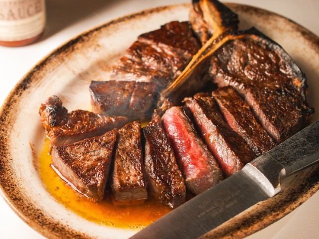 周边的推荐餐厅｜BENJAMIN STEAKHOUSE TOKYO GARDEN TERRACE KIOICHO