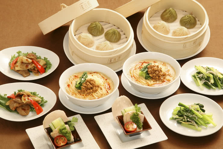 5. Jin Din Ro KITTE Hakata Branch