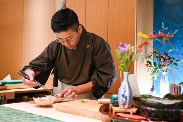 THE SAKAI Tokyo Kyobashi: Art-Infused Omakase Sushi Experience