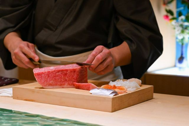 京橋「THE SAKAI Tokyo」：藝術融合的お任せ壽司體驗