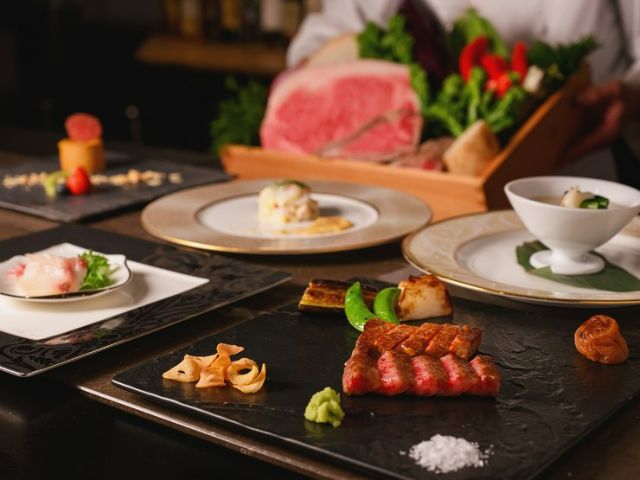  3.뎃판야키 THE나나미 아파호텔&리조트료고쿠에키마에타워