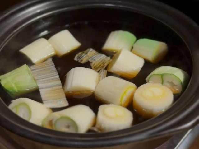 新橋的隱藏酒屋[酒亭穂椋]沉醉於日本酒與江戶名物「蔥麻鍋」