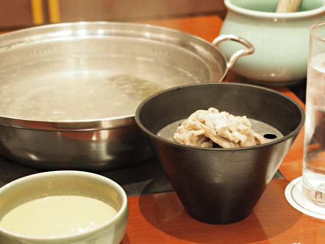 【澀谷美食】和牛涮涮鍋吃到飽還能重溫電影場景的「涮禪」