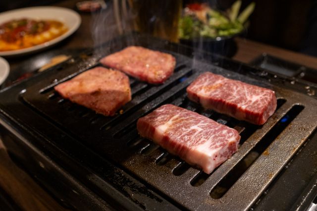 【新宿和牛燒肉首選】走進「黒毛和牛焼肉 白か黒」感受絕不妥協的職人精神