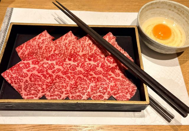 [東京・銀座]1萬円で神戶牛的“出汁しゃぶ＆すき鍋”を堪能