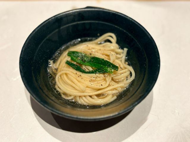 [東京・銀座]1萬円で神戶牛的“出汁しゃぶ＆すき鍋”を堪能