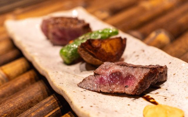 鬧市之中，宛如老舖旅館的美食盛宴、六本木的隱密名店「御曹司Kiyoyasu邸」