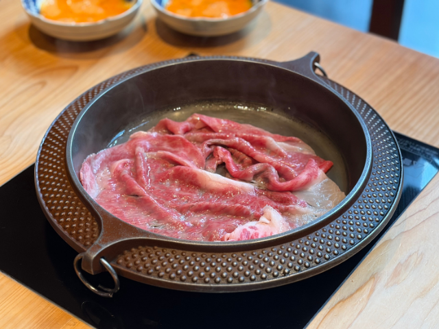 Tokyo Station Surrounding Gourmet｜Sukiyaki Twelve Heavens: Marunouchi Premium A5 Black Wagyu Sukiyaki Specialty Store