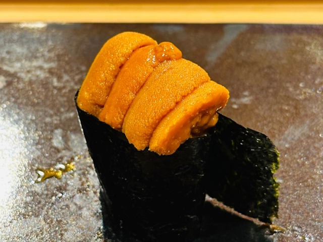 這家隱藏版銀座壽司店和おまかせ午餐是東京「不可告人的秘密」的原因