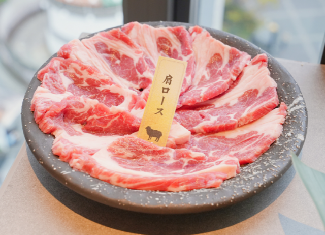 【新宿羊肉烧肉推荐】旭川成吉思汗 大黑屋 新宿站東口店:出站秒到!无腥味手切羊肉套餐超满足