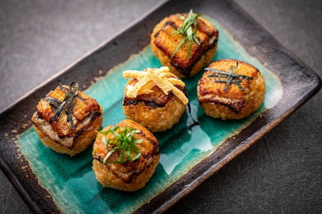  주변 추천 맛집 | 우나기 도코로 비비비
