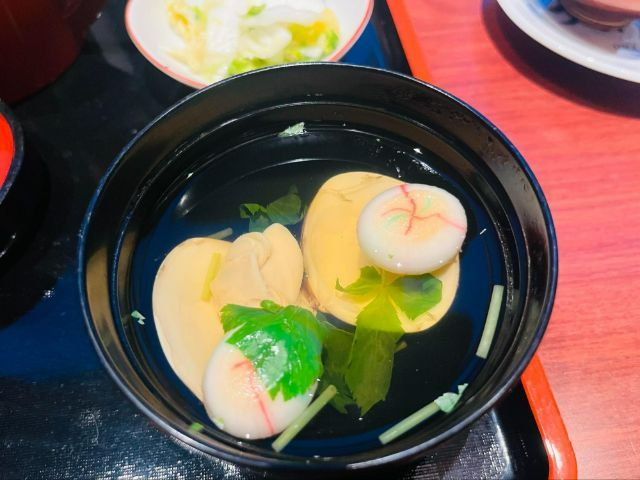 東京最佳鰻魚店｜在炭烤 鰻富士 東京歌劇城店品嚐至尊炭烤鰻魚