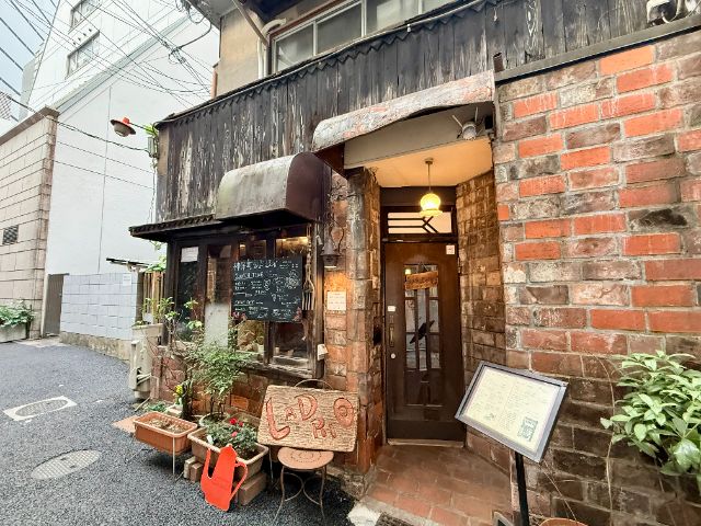 2. CAFÉ LADRIO（カフェ ラドリオ）