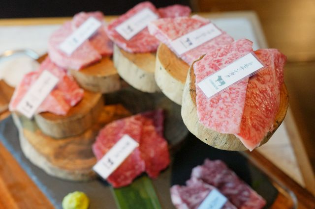 上野和牛烤肉 USHIHACHI 極｜上野站1分鐘的黑毛和牛燒肉推薦，必點菜單、交通與預約完整攻略