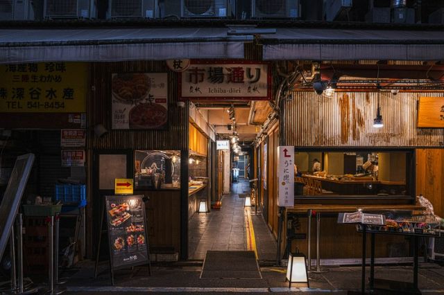 築地市場半日散步攻略|5 個必訪景點+最順動線(含交通、營業時間整理)