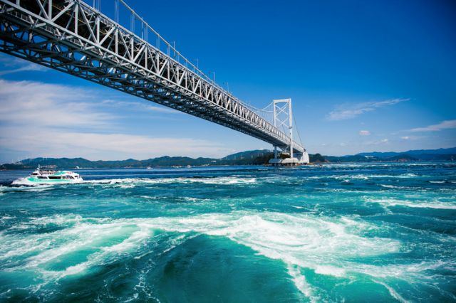 12:45〜14:15 福良港 うずしお巡游