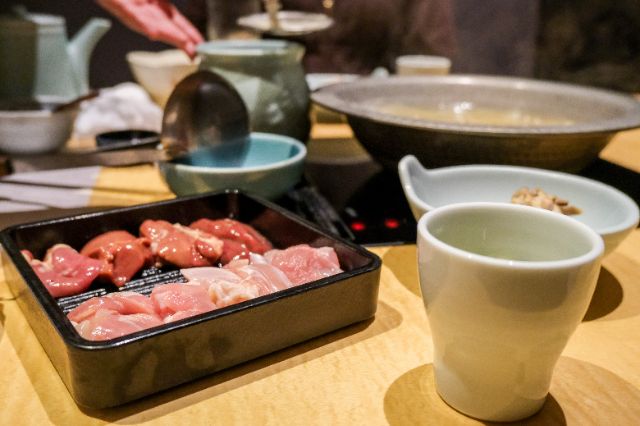More Than Chicken Soup: Mizutaki at Hakata Hanamidori
