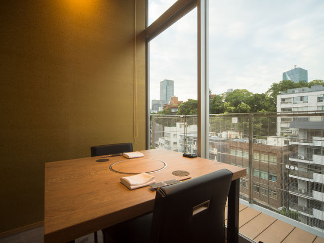 和處    井深 floor