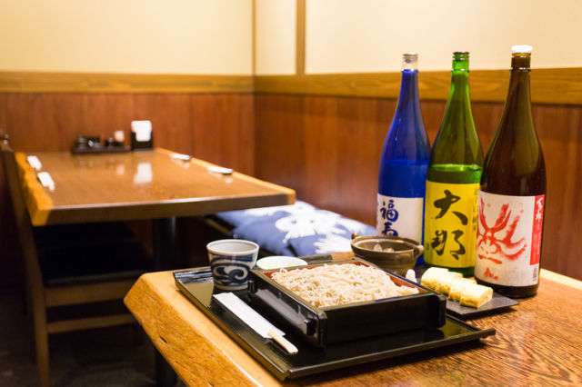 江戶前蕎麥麵和溶岩燒土雞　真禪 floor