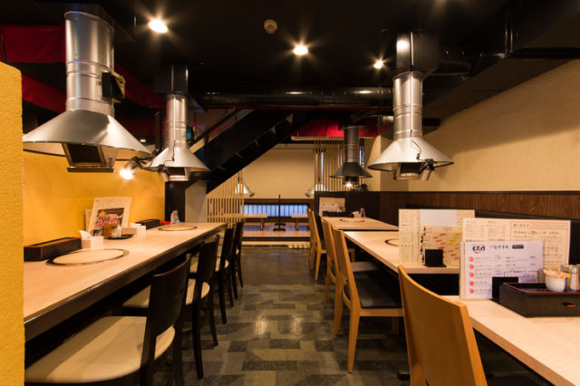 炭火燒肉    半藏門 floor