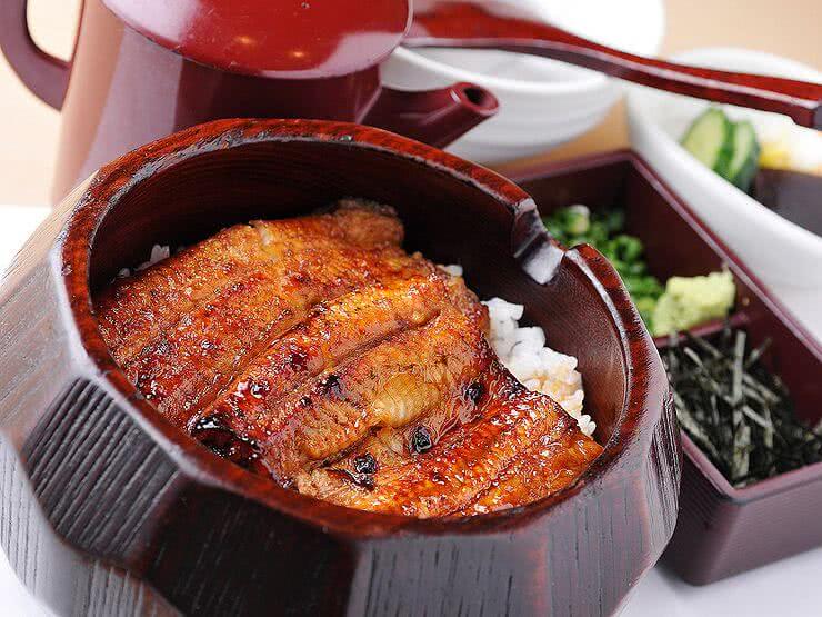 名古屋的奢侈當地美食 ～鰻魚飯三吃的美味店舖總整理～