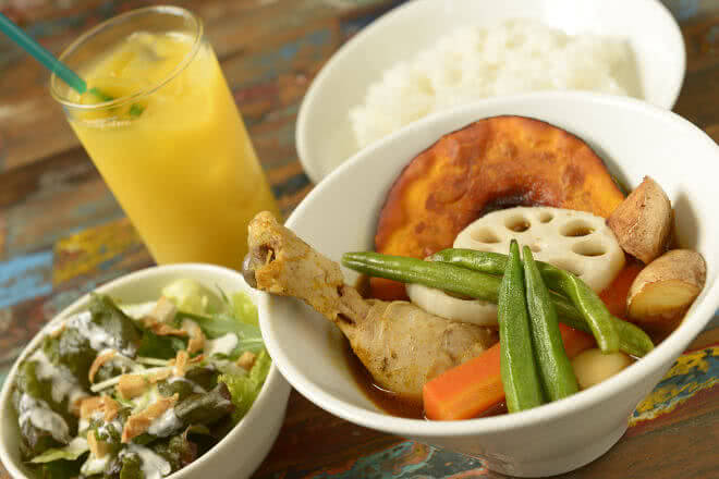 2.O'penBic Cafe Luxoon