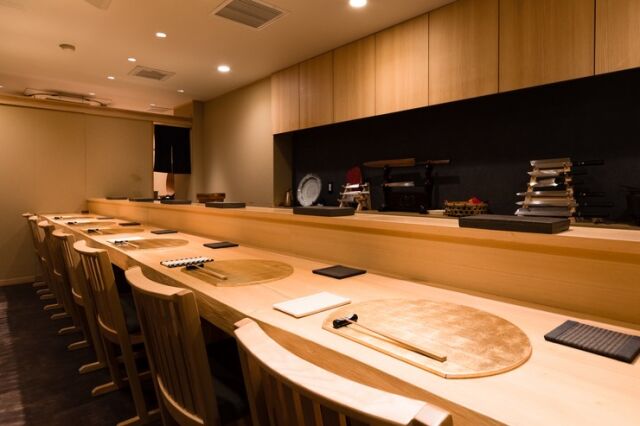 Sushi Akagi floor