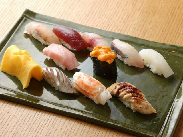 3. SUSHI-FUMI