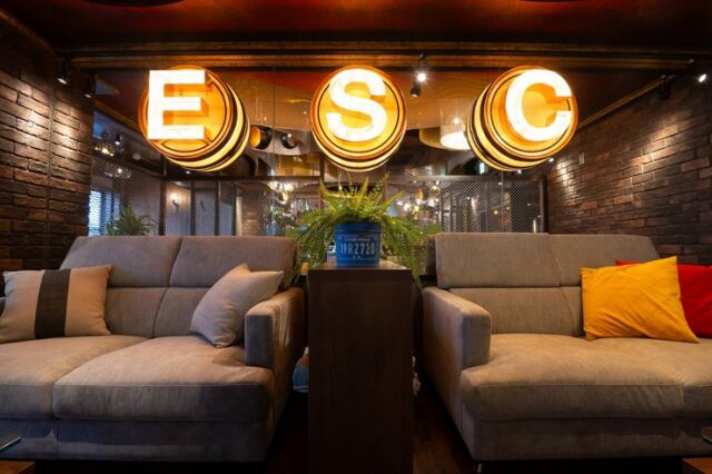 Ebisu Shisha Club floor