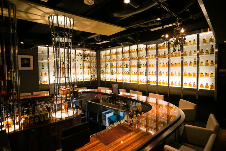 Discover the Charms of Japanese Whisky with These Restaurants That Also Serve Delicious Food