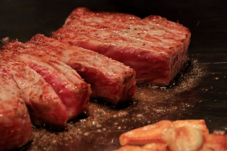 15. Steakhouse Devon (Kitashinchi)