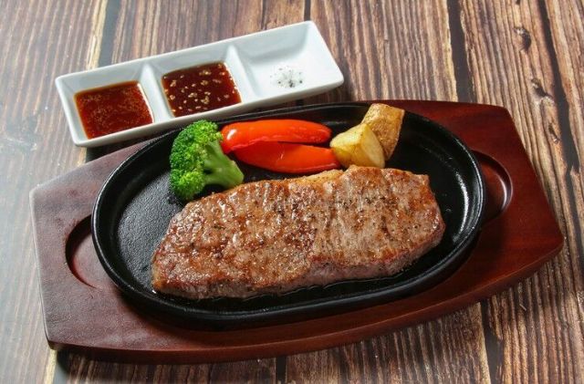 2. HIDATAKAYAMA MEAT