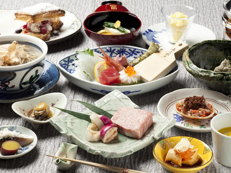 The Best Restaurants for Local Cuisine in Hida Takayama