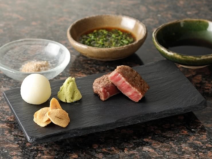 14.仙台牛　炭火牛排　AZUMAN