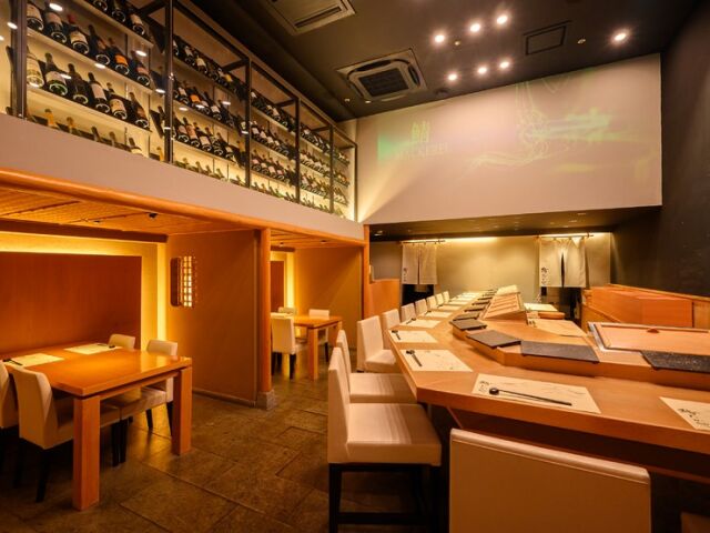Sushi Takaya floor