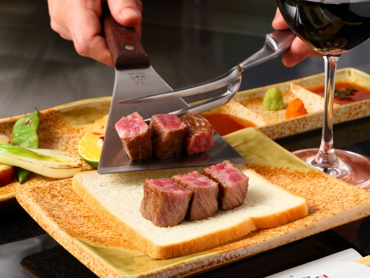 1.宮崎牛鐵板燒牛排宮崎館（心齋橋 / 鐵板燒）