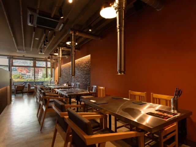 Yakiniku Sutaminayama floor