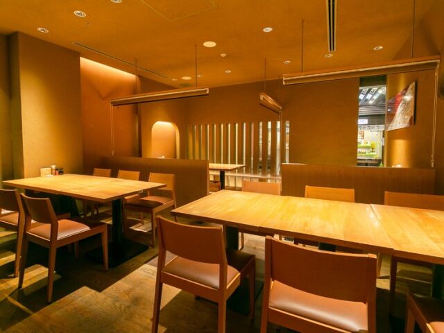 Shunsai to Osake Anbai floor