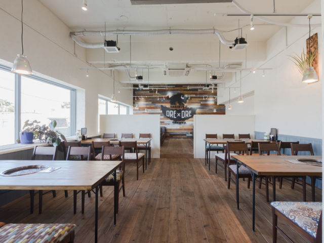 Yakiniku DRExDRE floor