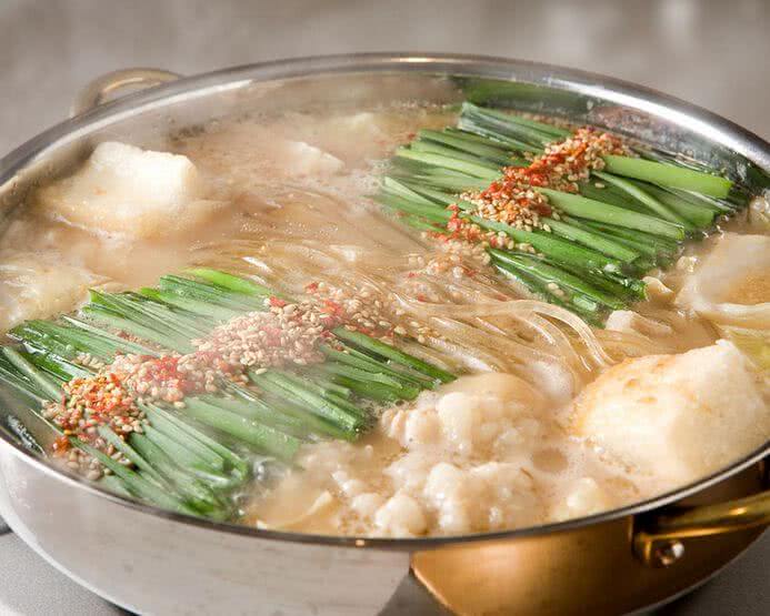 3.博多牛腸處濱Ya天神店