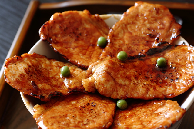 6. Buta-Don