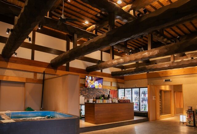 Sakanaya Soma Yanagawa Branch floor