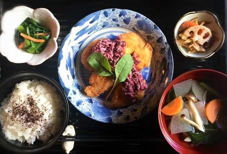 4. 京都綾小路 滿月之花