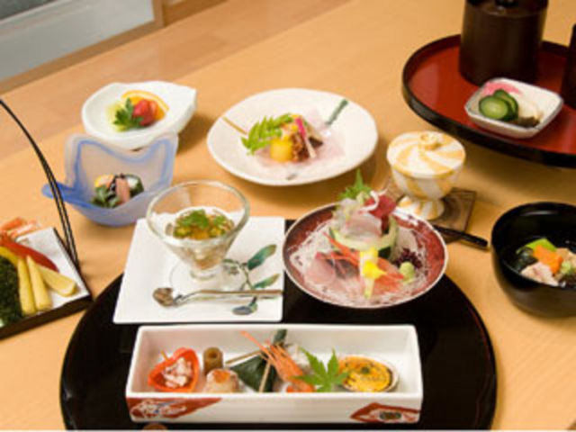 Shunsaiwashoku Kofuku cuisine